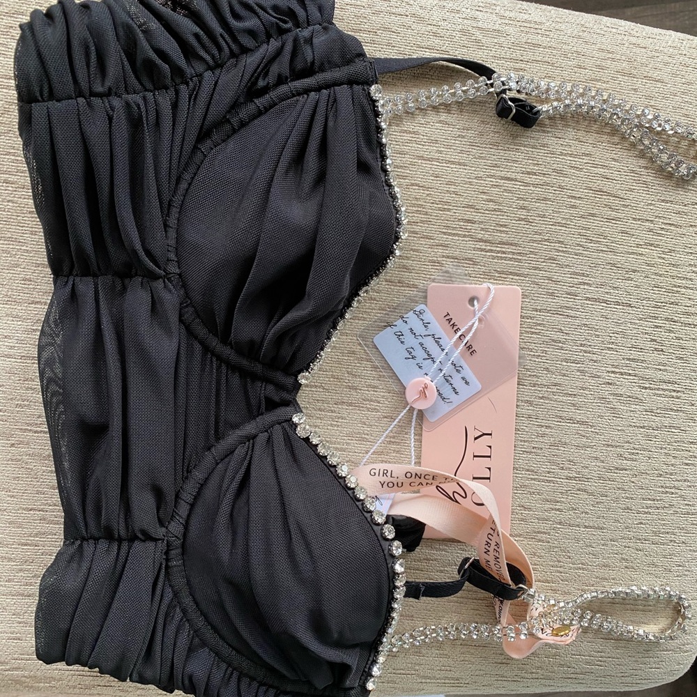 Black crop top